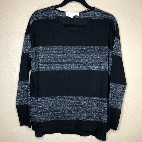 VINCE CAMUTO Metallic Silver & Black Stripe Top - Picture 3 of 9